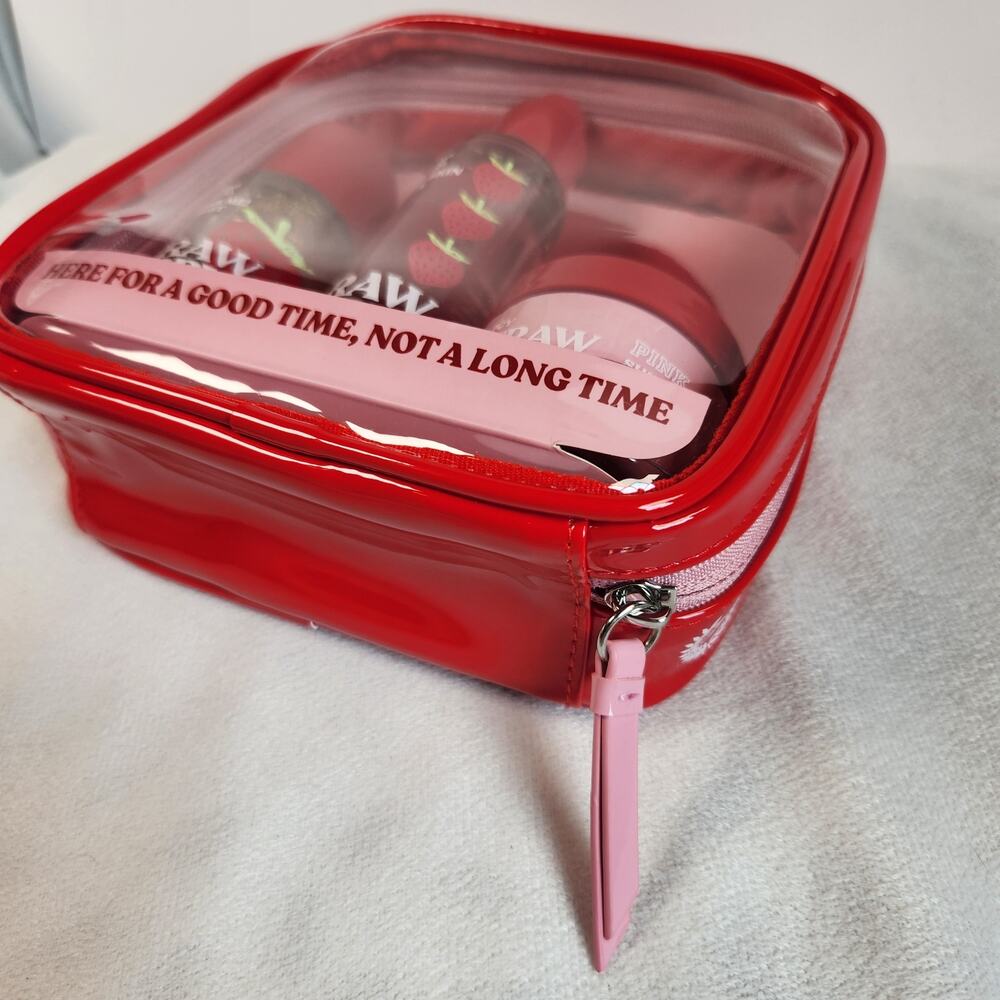 Victoria’s Secret PINK Juicy Strawberry Let’s Glow Away Shimmer Travel Gift Set - Picture 3 of 4